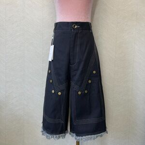 YOIKADAKADA Black Punk Rock Street Style Rivet Raw Edge Shorts Mens Size L NWT